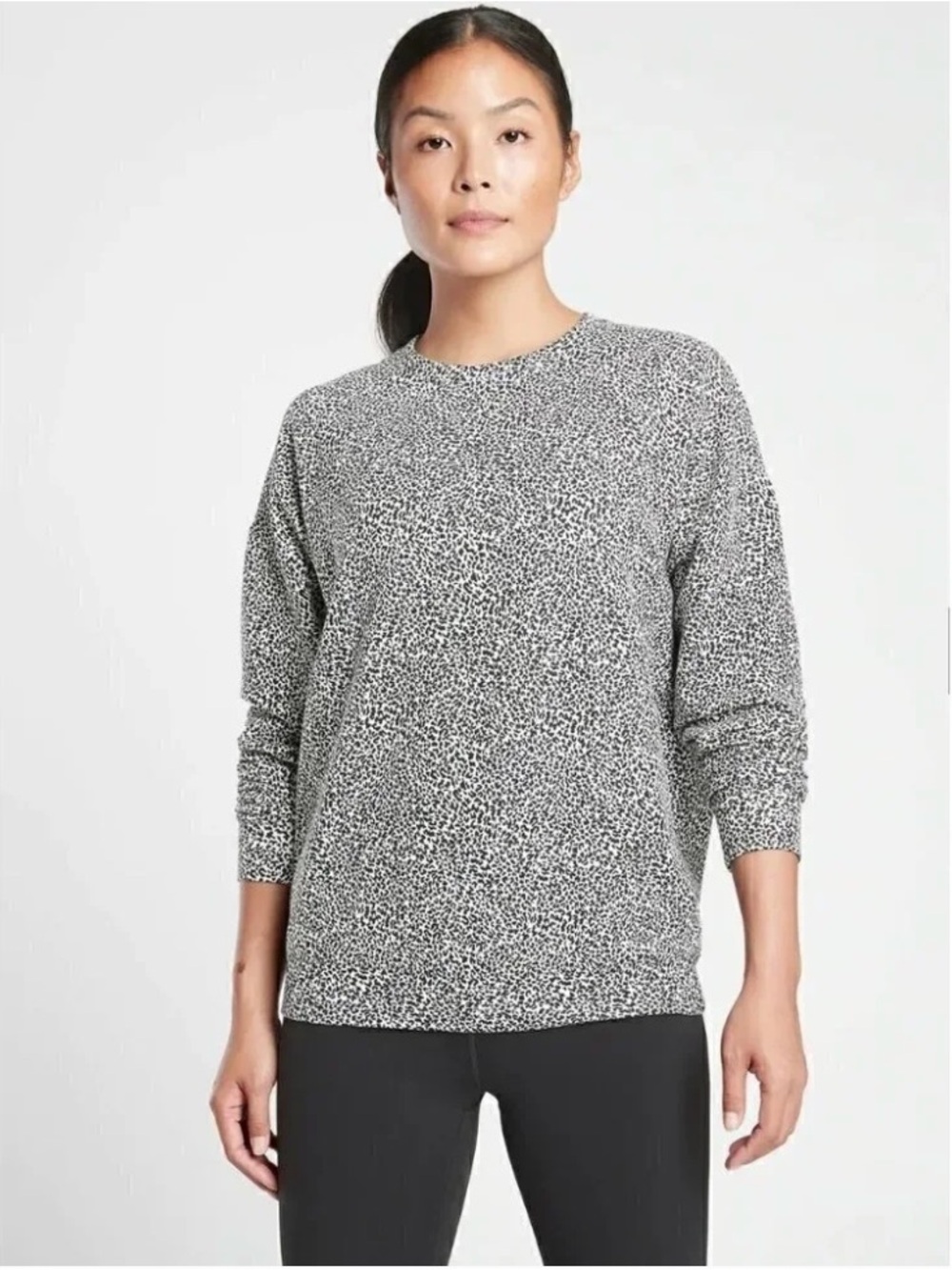ATHLETA Balance Sweatshirt - micro black and white cheetah print